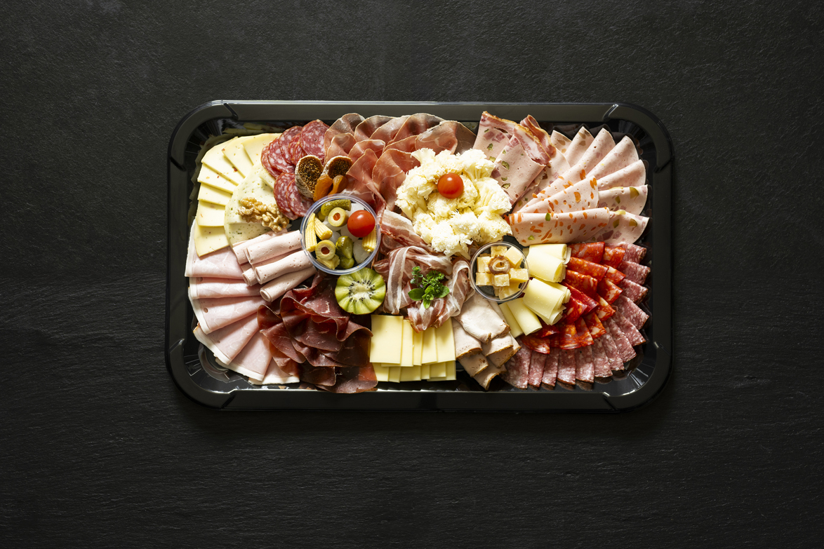 schmid_metzgerei_fleischplatte_gemischt_food_21078_1174x783px.jpg schmid_metzgerei_fleischplatte_gemischt_food_21078_1174x783px.jpg
