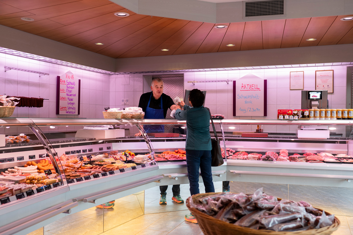 schmid_metzgerei_laden_b010_0106_1174x783px.jpg schmid_metzgerei_laden_b010_0106_1174x783px.jpg